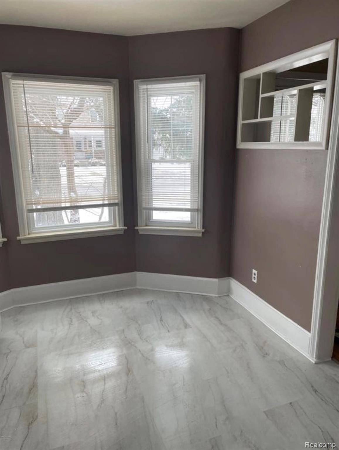 1521 N Vermont AVE, Royal Oak, MI 48067