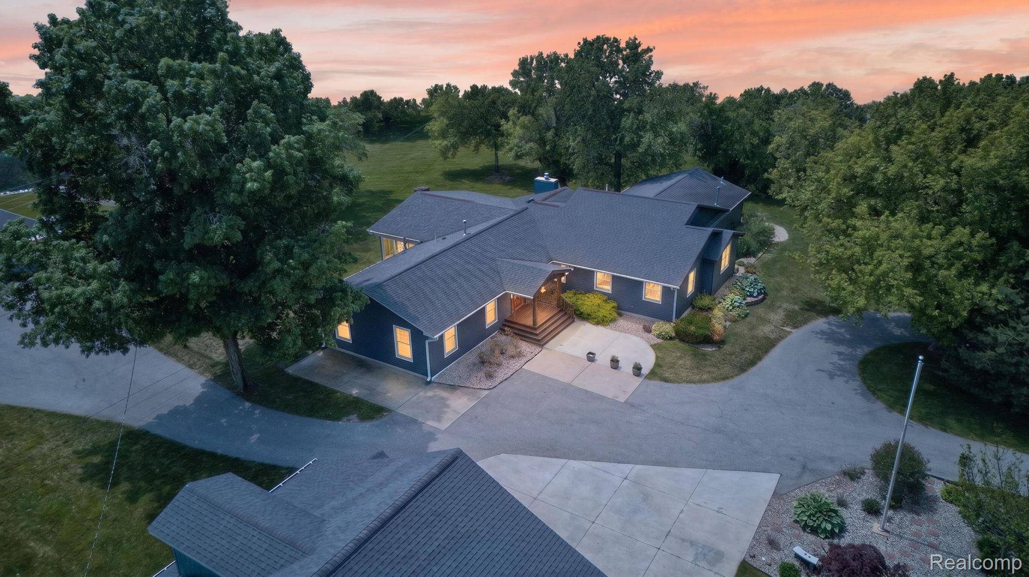 9353 Hill RD, Gaines Township, MI 48473