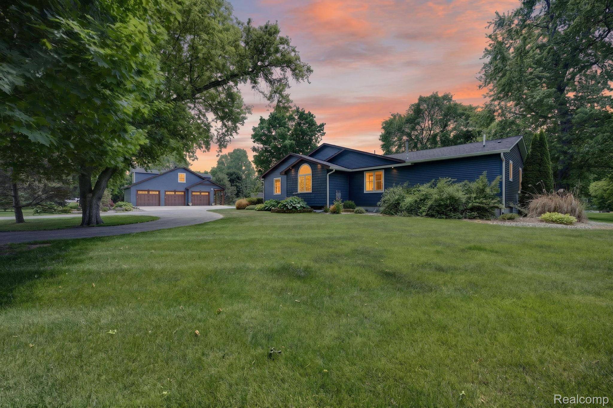 9353 Hill RD, Gaines Township, MI 48473