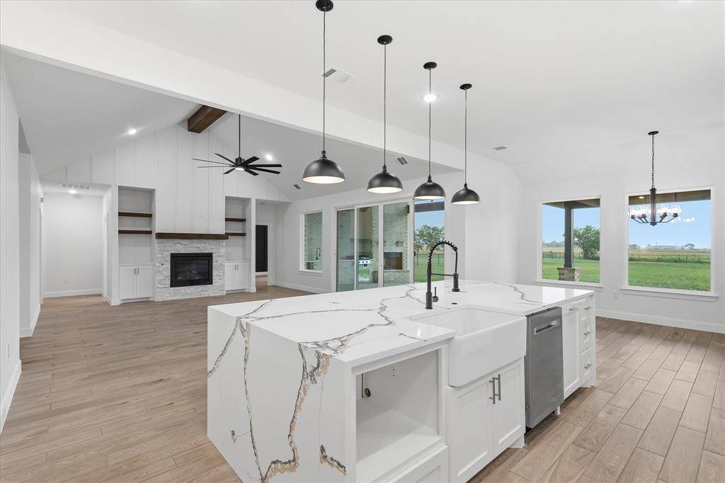 8803 Kassandra Drive, Sanger, TX 76266