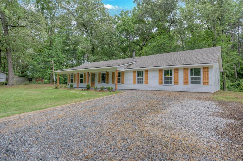 2130 Twin Lake Drive, Benton, LA 71006