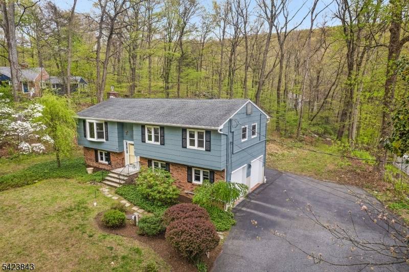 26 TAMARACK RD., Byram Twp., NJ 07821