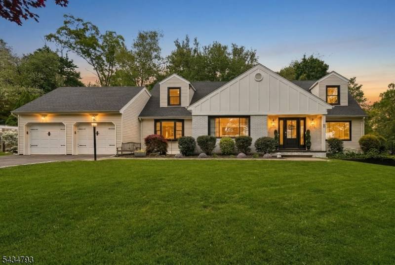11 Auriemma Ct, Roxbury Twp., NJ 07850