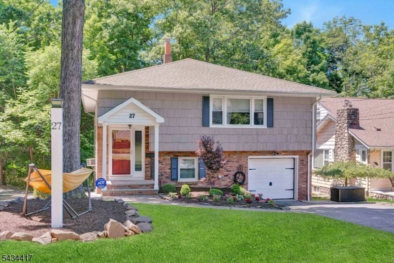 27 Shady Ter, Wayne Twp., NJ 07470