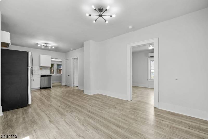 19 John Wilton St, Franklin Boro, NJ 07416