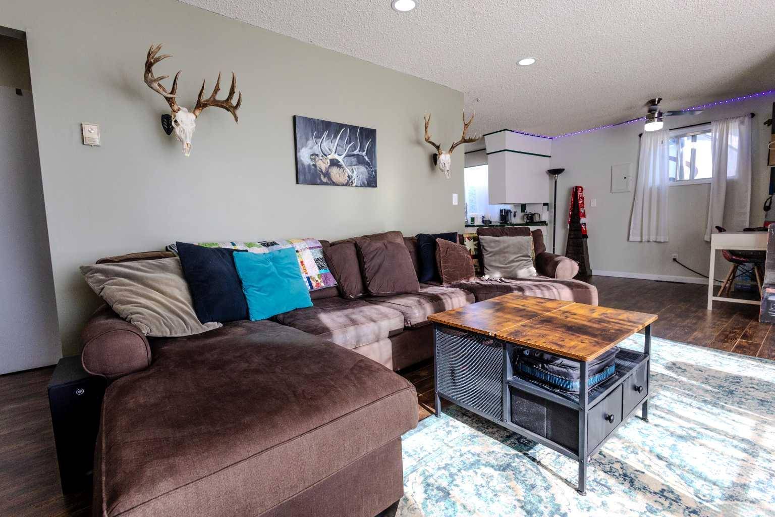 712 3 AVE NW, Slave Lake, AB T0G 2A1