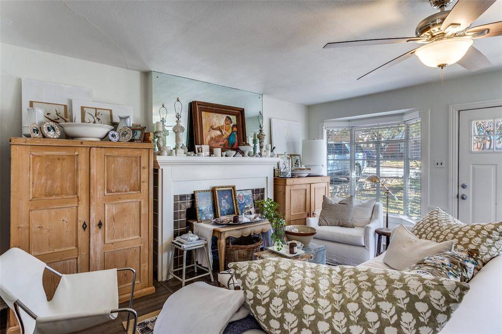 3244 Odessa Avenue, Fort Worth, TX 76109