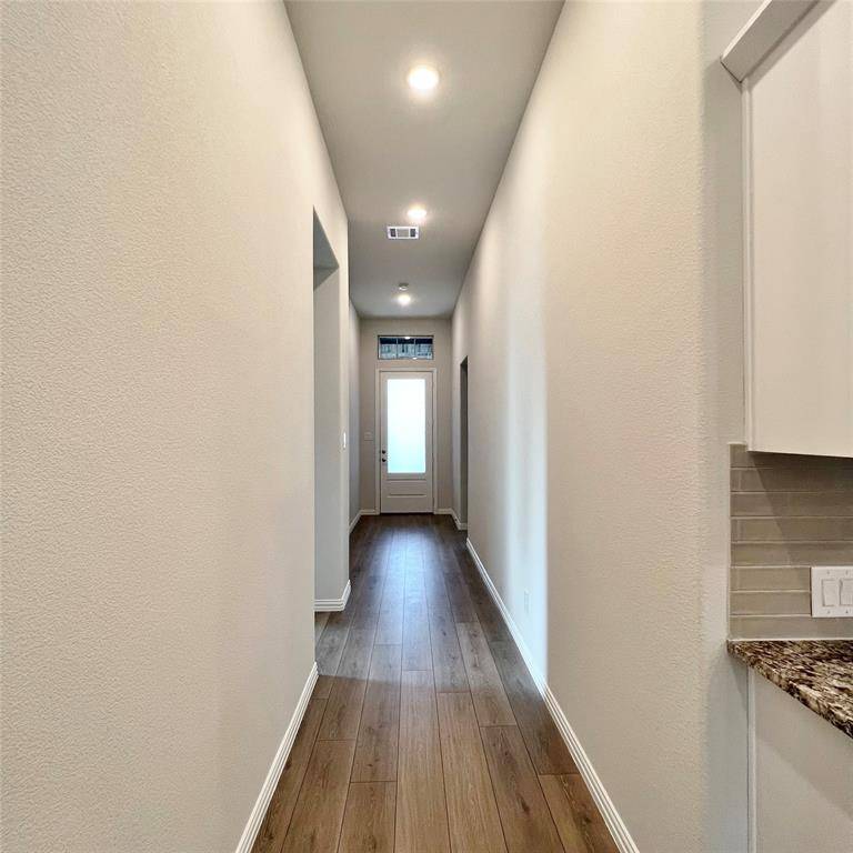 1310 Sundance Lane, Justin, TX 76247