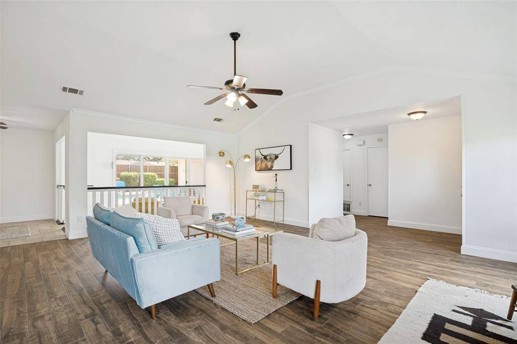1200 Colmar Drive, Plano, TX 75023