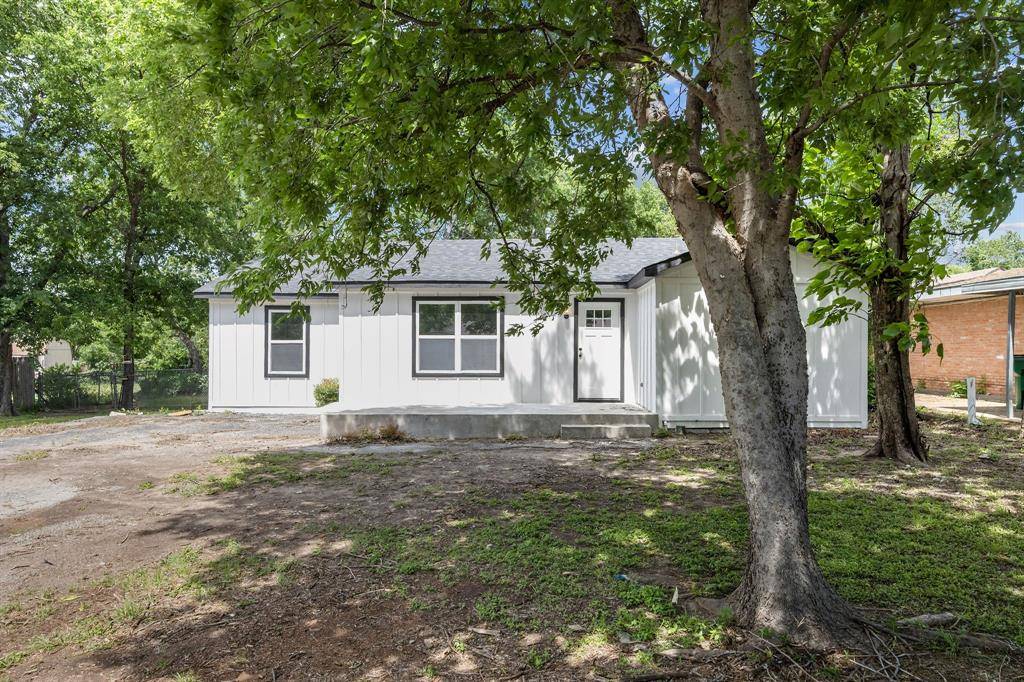 5512 Korth Street, Sansom Park, TX 76114