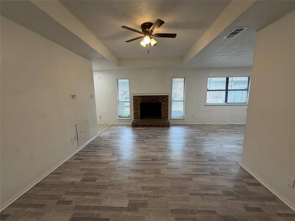4621 Sausalito Drive, Arlington, TX 76016