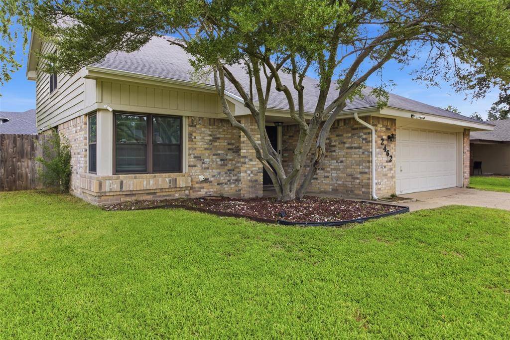 2462 Claremont Drive, Grand Prairie, TX 75052