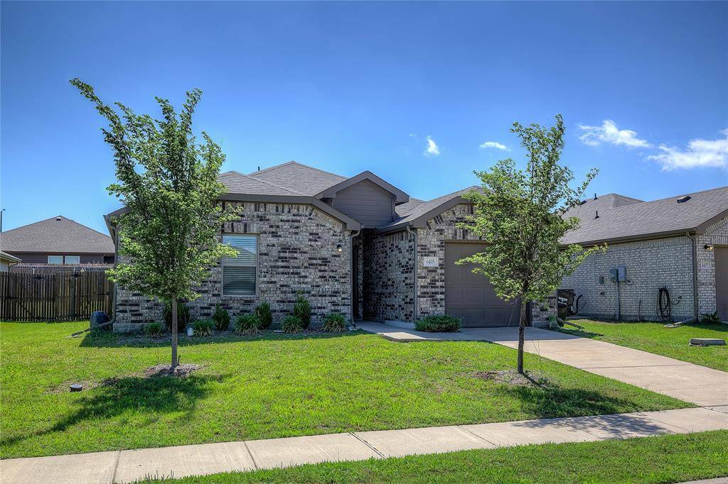 6405 Graceland Drive, Greenville, TX 75402
