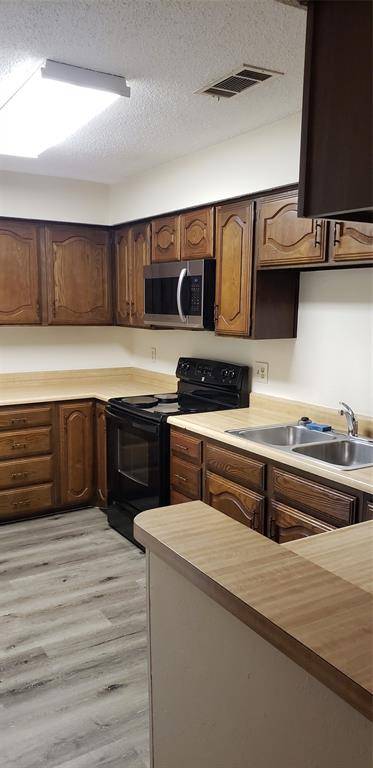 903 Turtle Cove #244, Irving, TX 75060