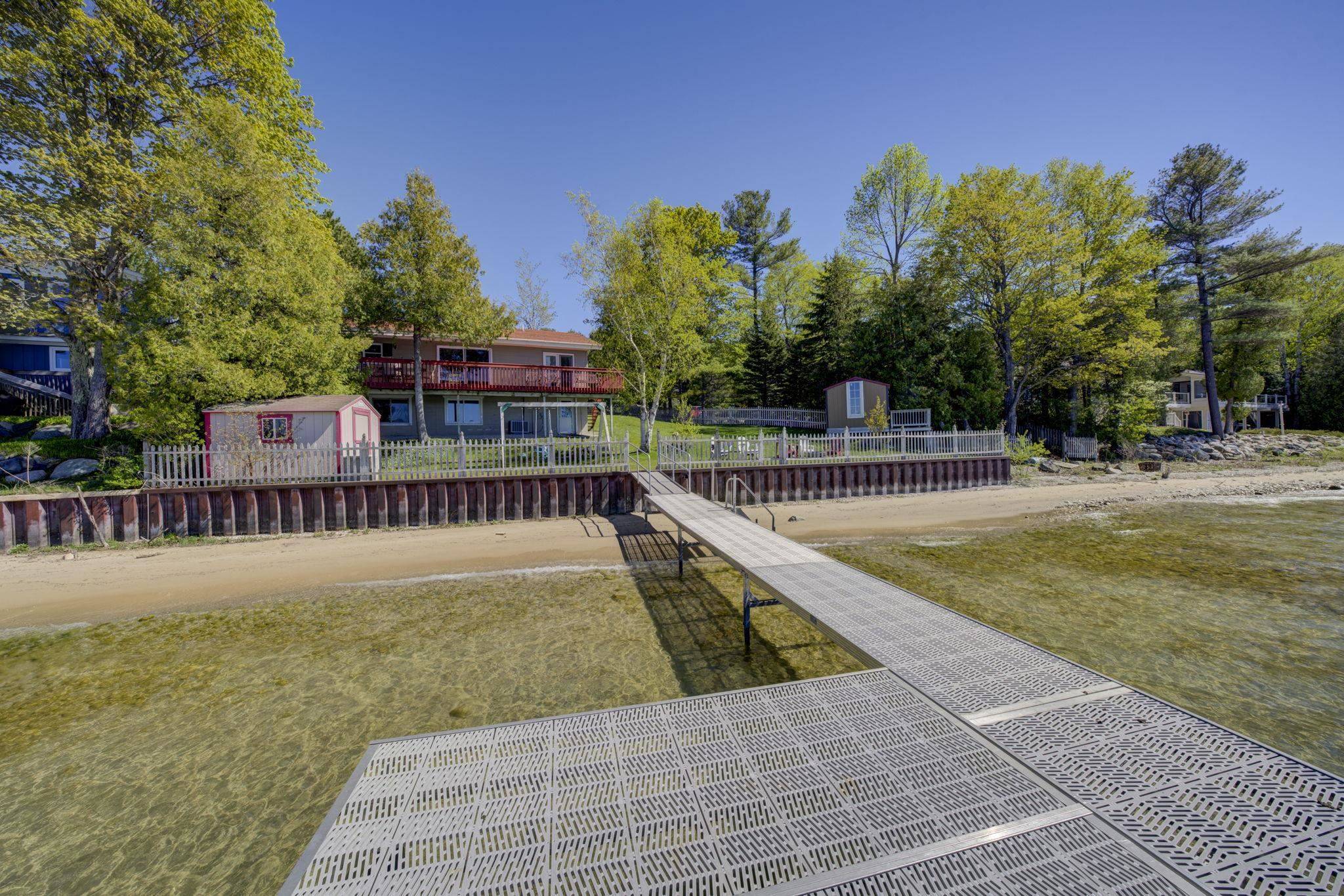 488 S Stony Point RD, Suttons Bay Twp, MI 49682