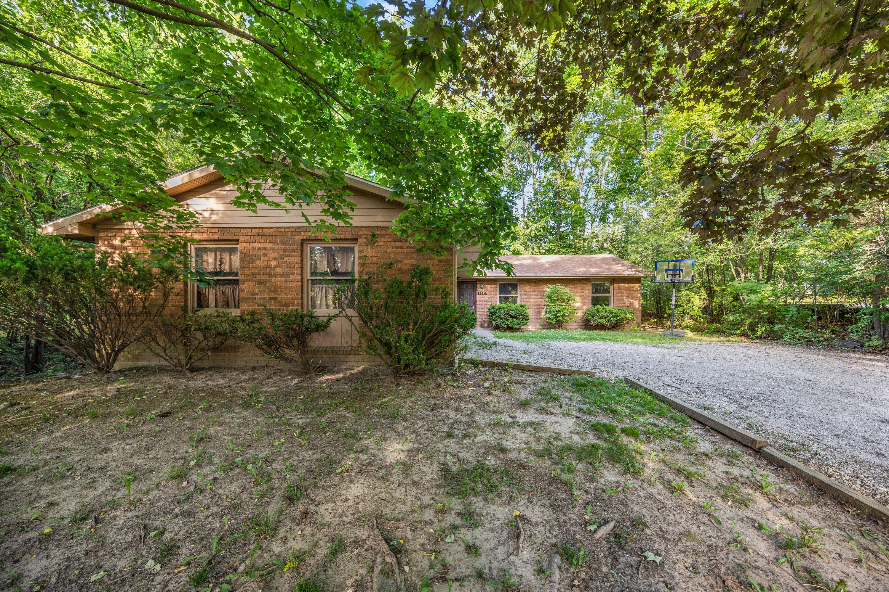 2545 Powell AVE, Ann Arbor, MI 48104