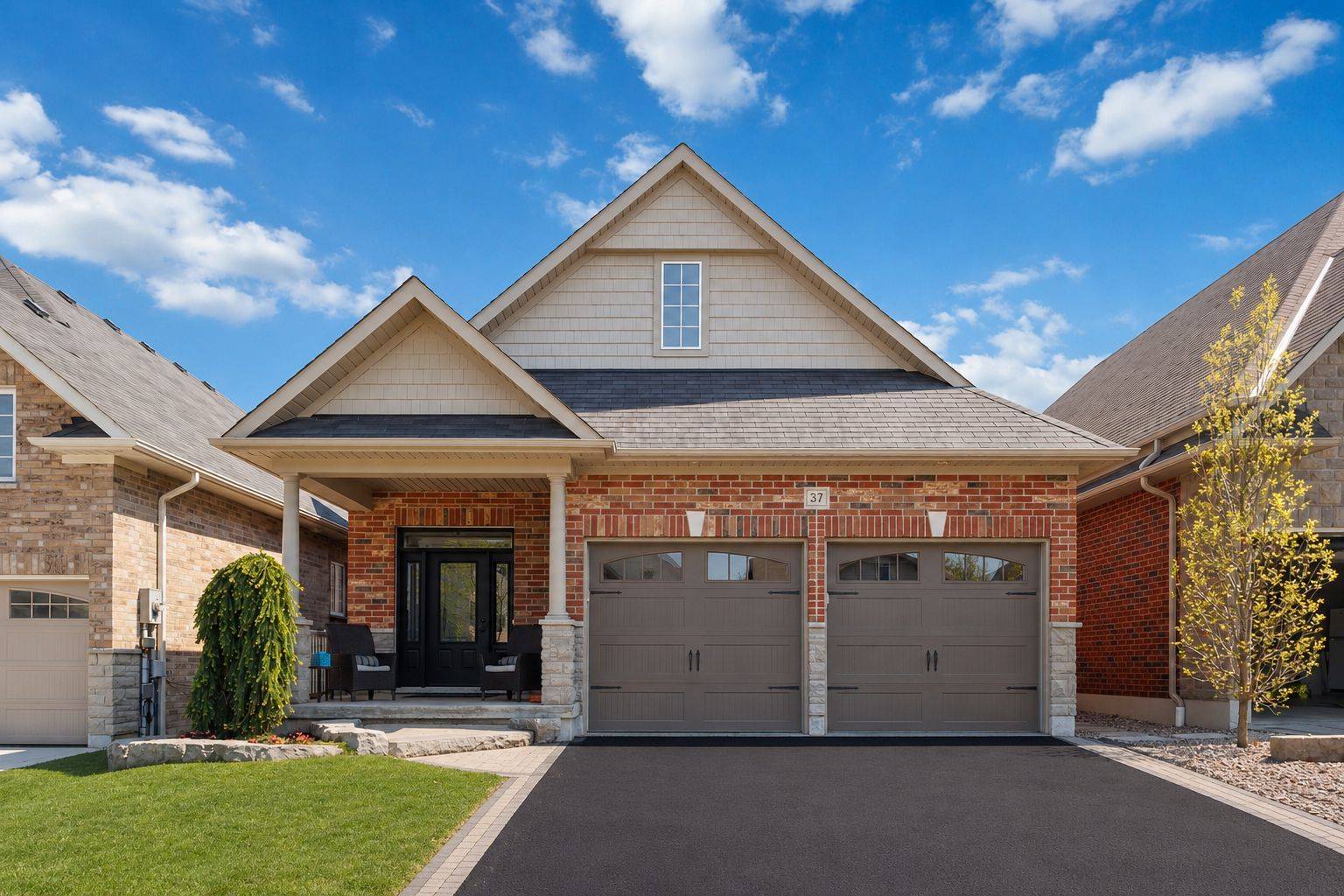 37 Nathan AVE, Whitby, ON L1M 0K2