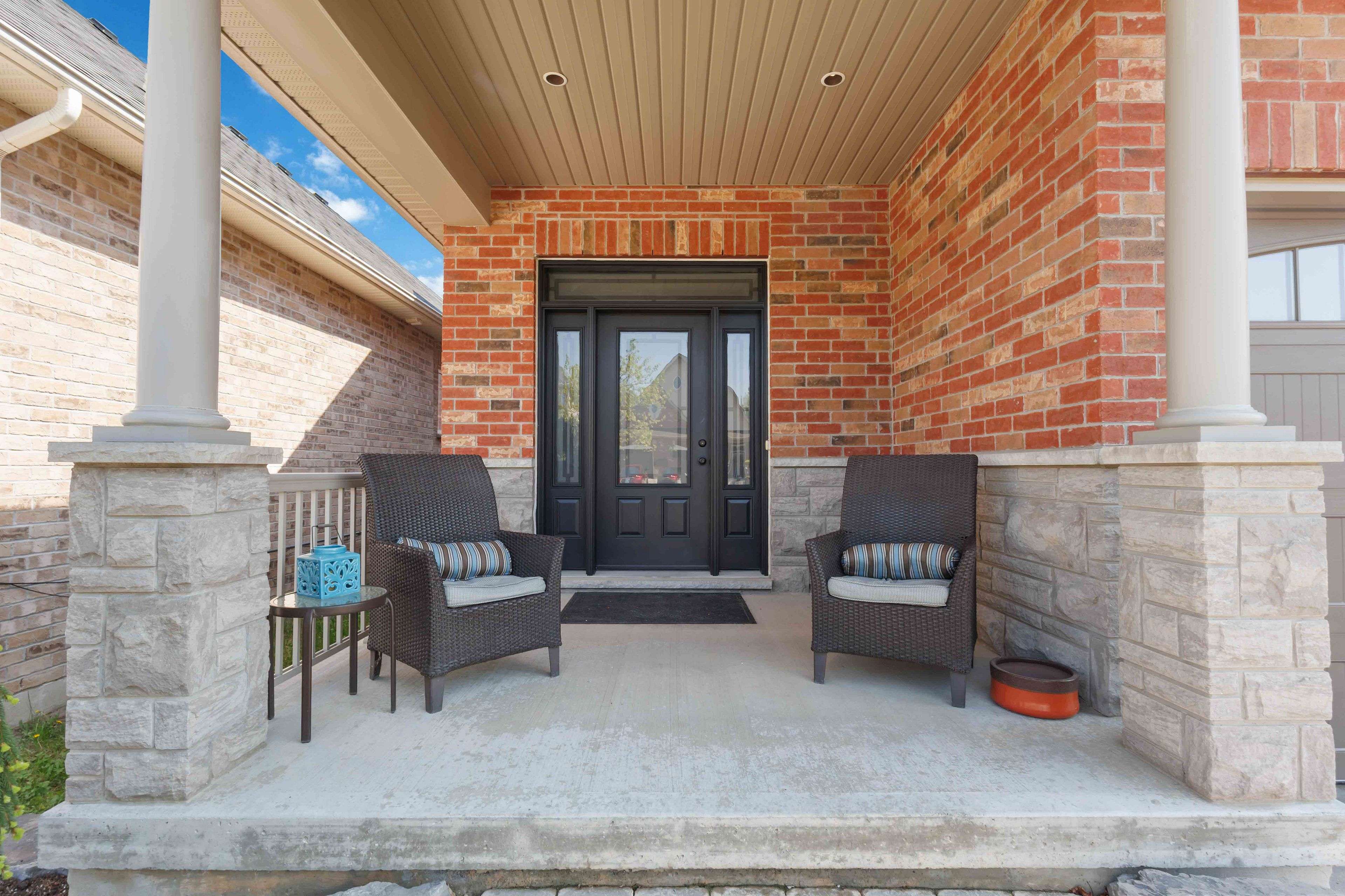 37 Nathan AVE, Whitby, ON L1M 0K2