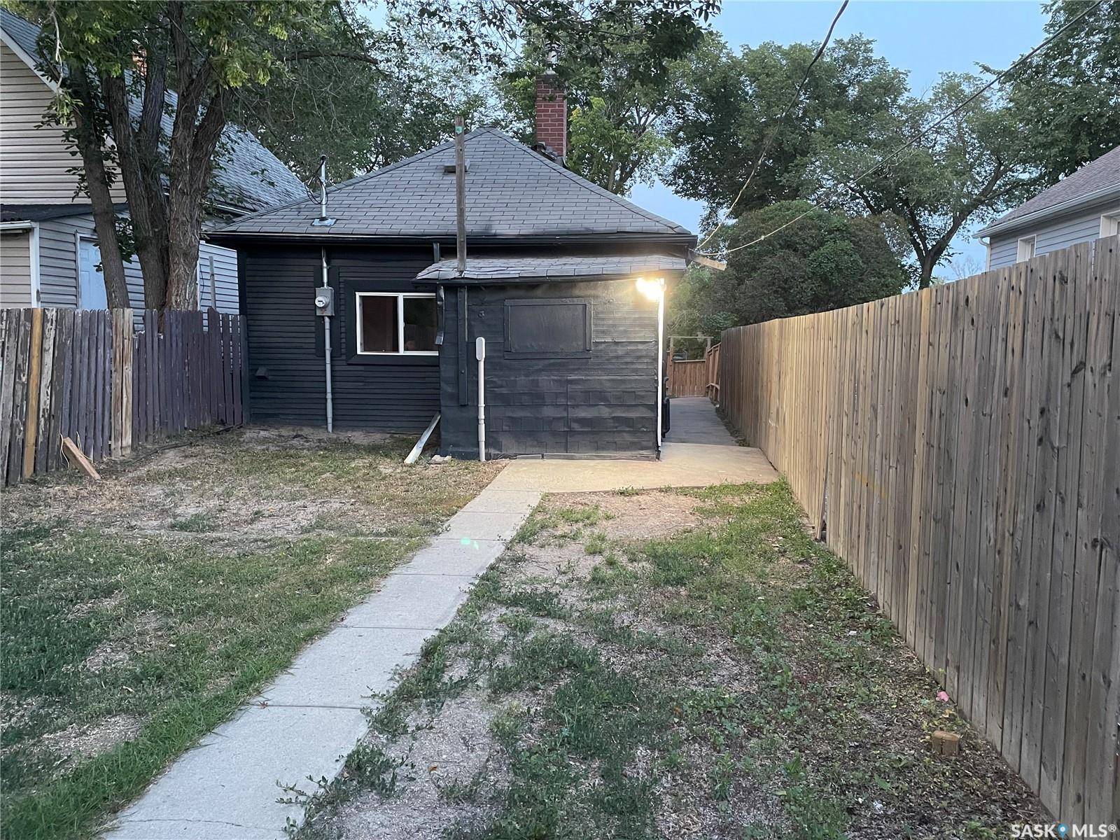 1668 Ottawa STREET, Regina, SK S4P 1N9