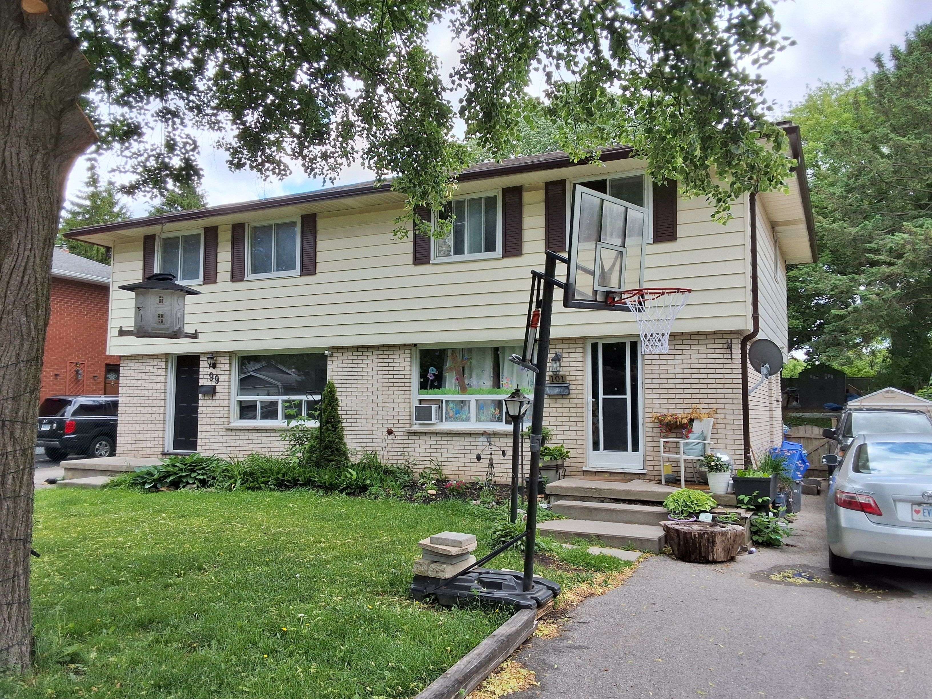 101 Cecilia AVE, London East, ON N5Y 3Z9
