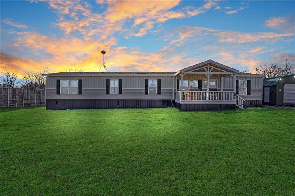 5740 County Road 1091, Celeste, TX 75423