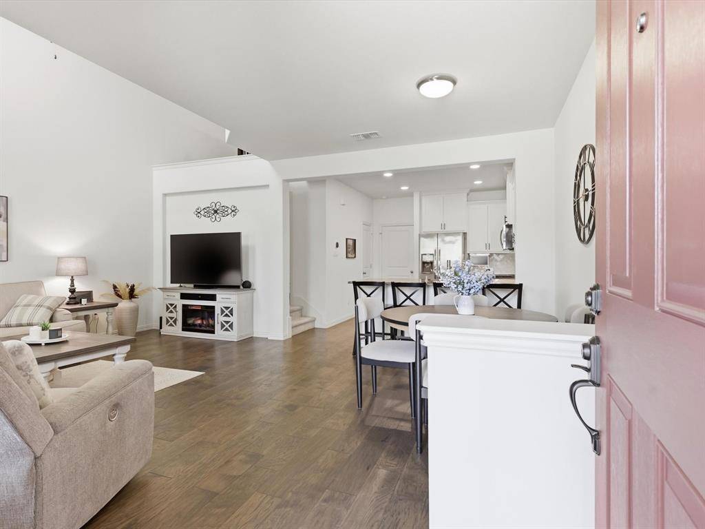 4531 Fossil Opal Lane, Arlington, TX 76005