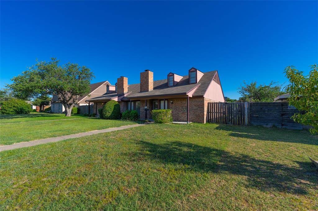 625 Woodhaven Place, Richardson, TX 75081