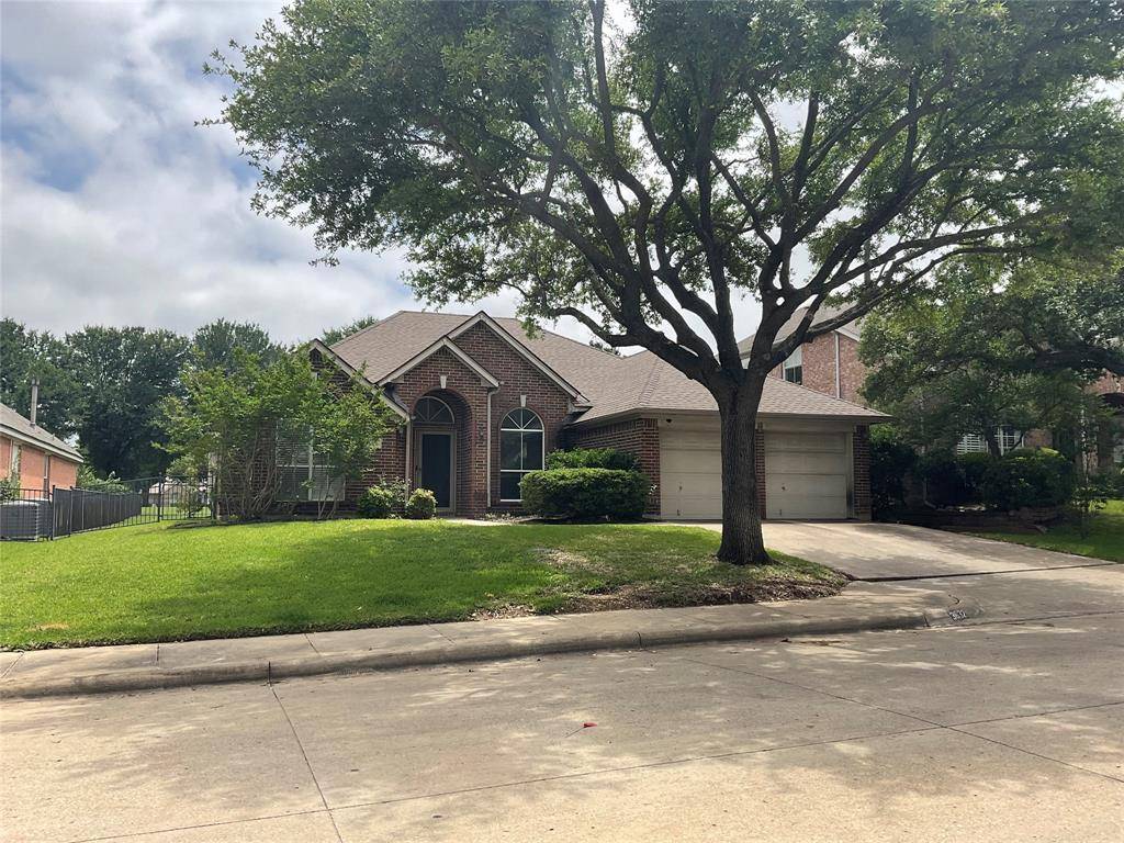 3632 Stone Creek Lane S, Fort Worth, TX 76137