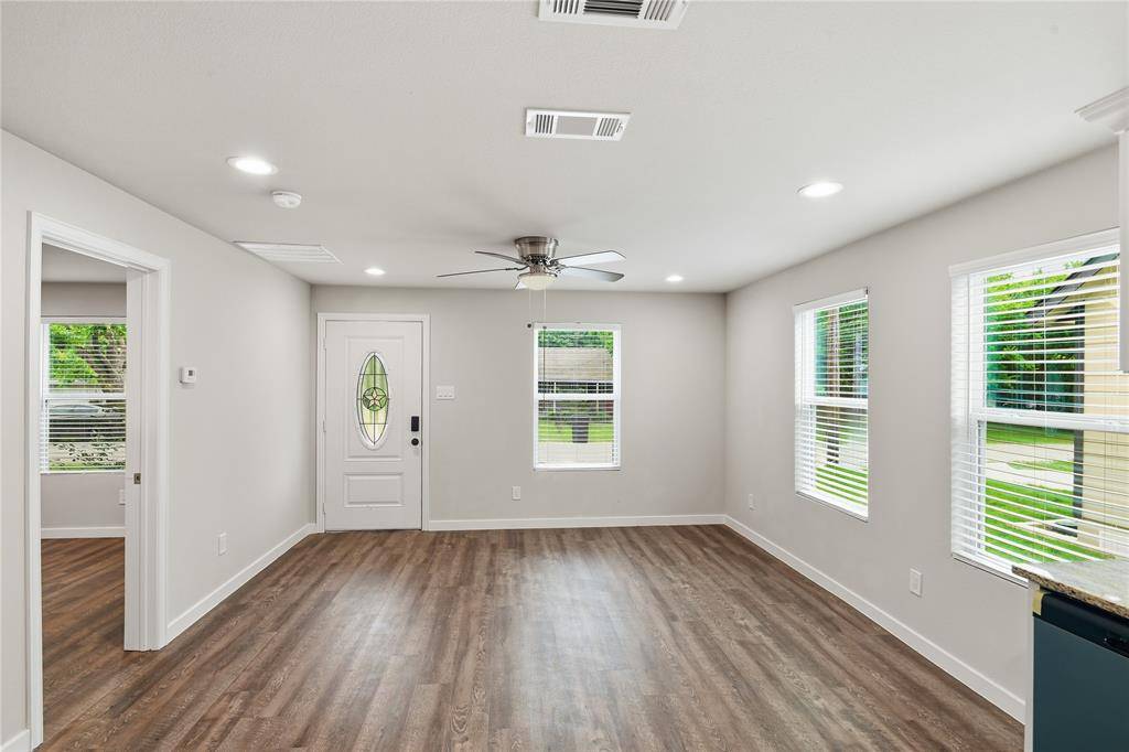 1616 Cleveland Street, Greenville, TX 75401