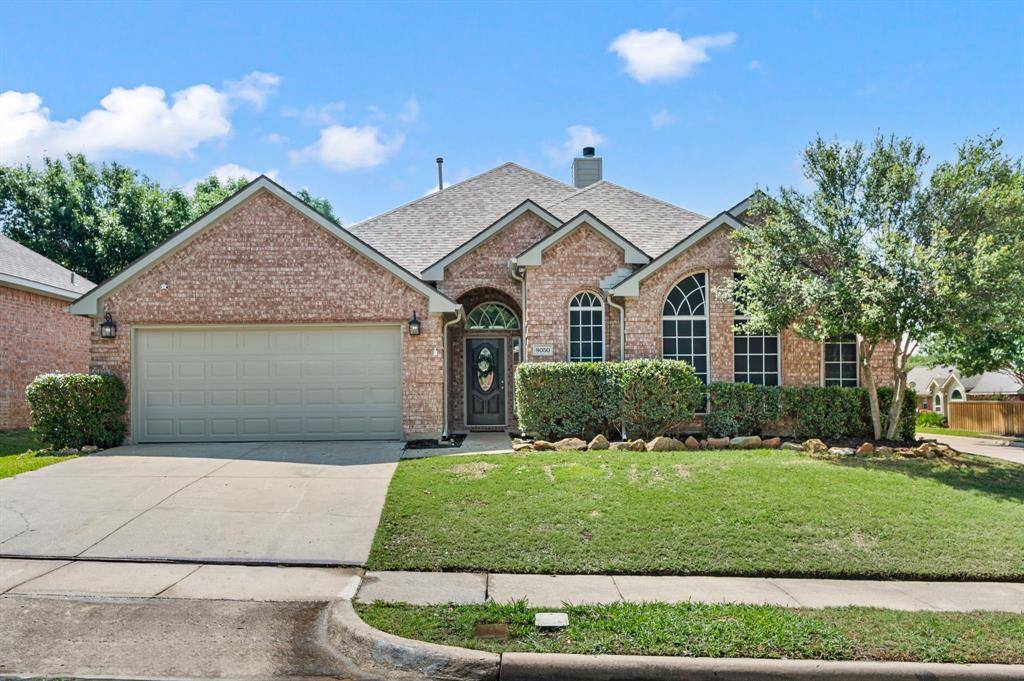 8050 Mount Shasta Circle, Fort Worth, TX 76137