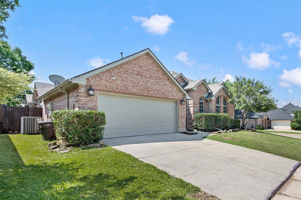 8050 Mount Shasta Circle, Fort Worth, TX 76137