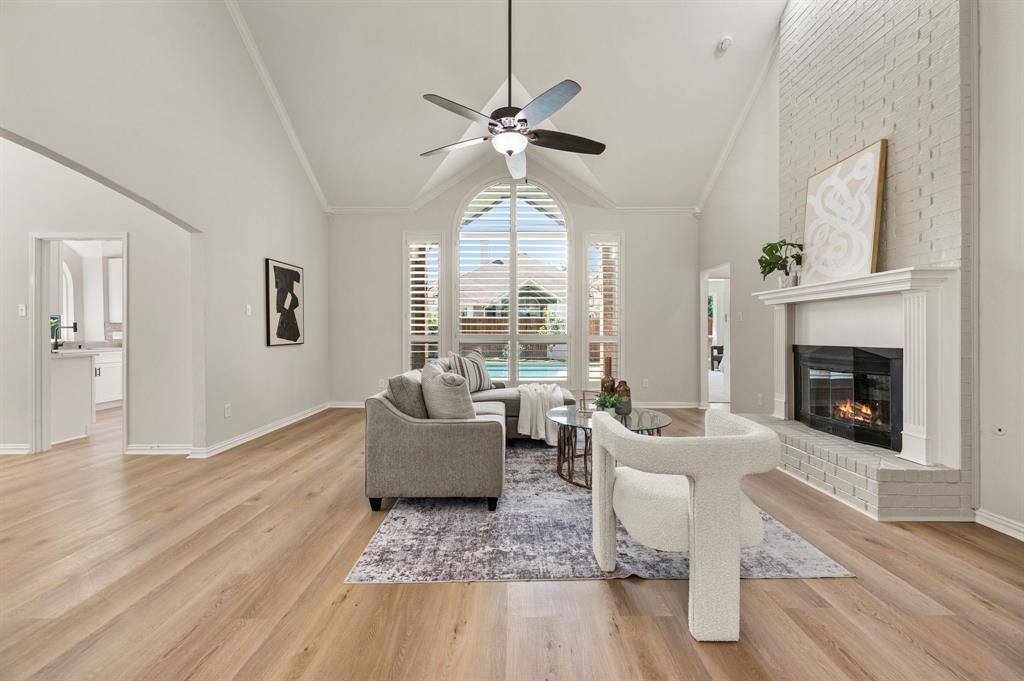 8050 Mount Shasta Circle, Fort Worth, TX 76137