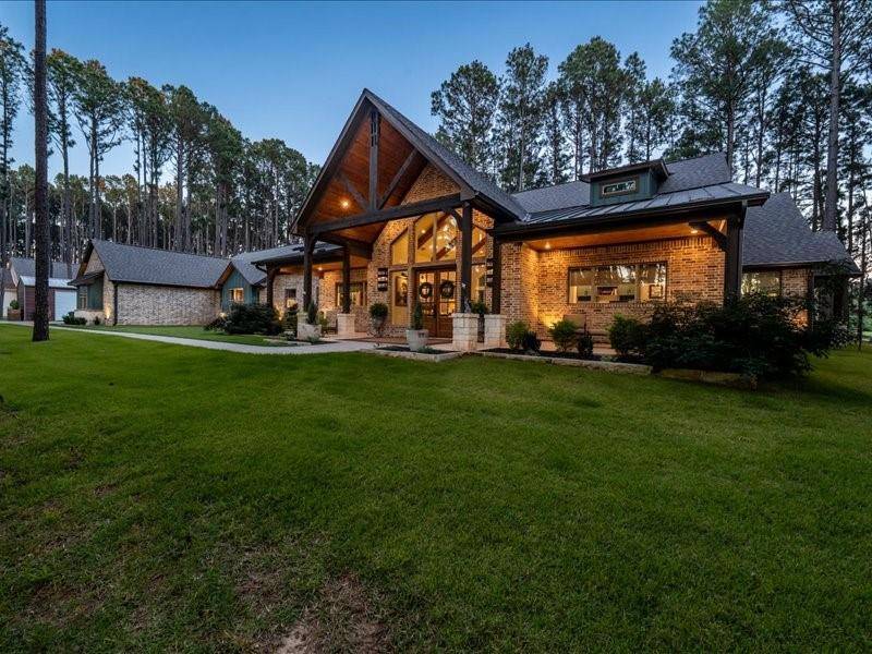 8595 Toler Pointe, Larue, TX 75770