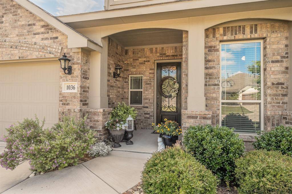 1036 Kingston Drive, Godley, TX 76044