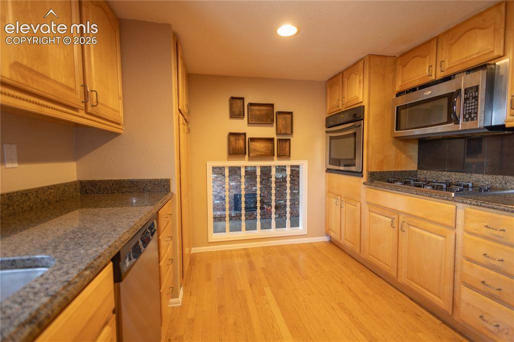 1309 Kingsroyal BLVD, Pueblo, CO 81005