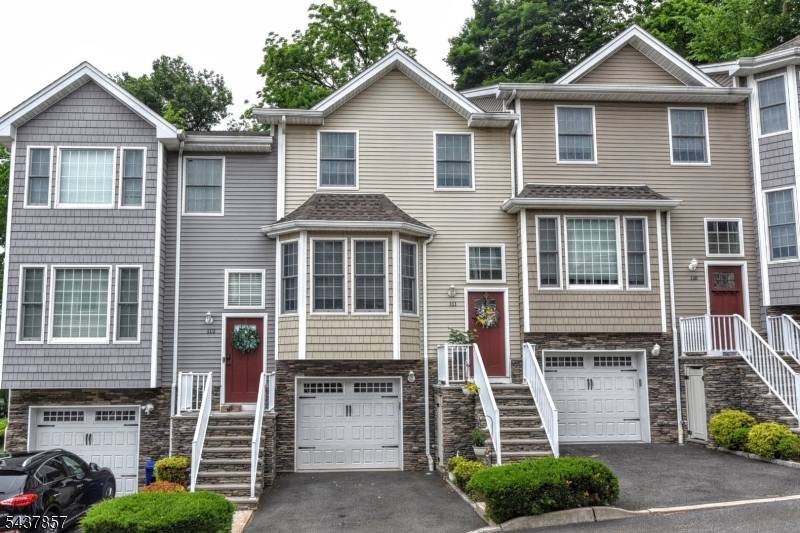 451 Springfield Ave #111, Hasbrouck Heights Boro, NJ 07604