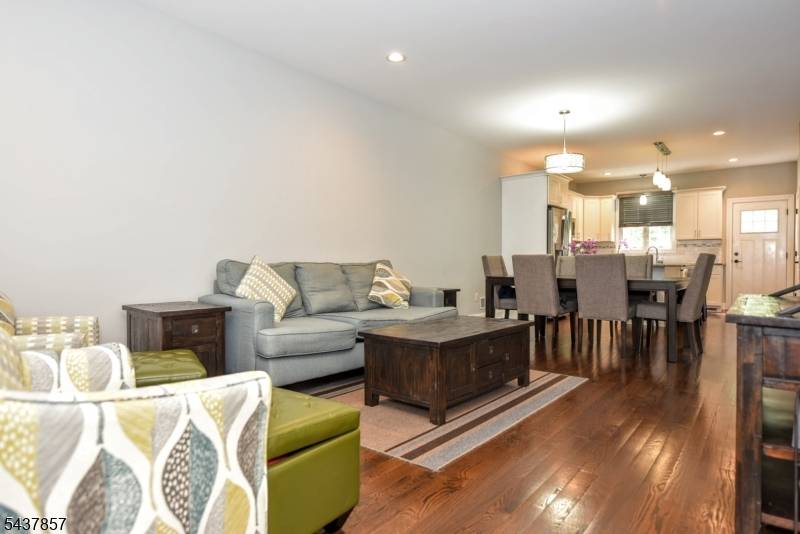 451 Springfield Ave #111, Hasbrouck Heights Boro, NJ 07604