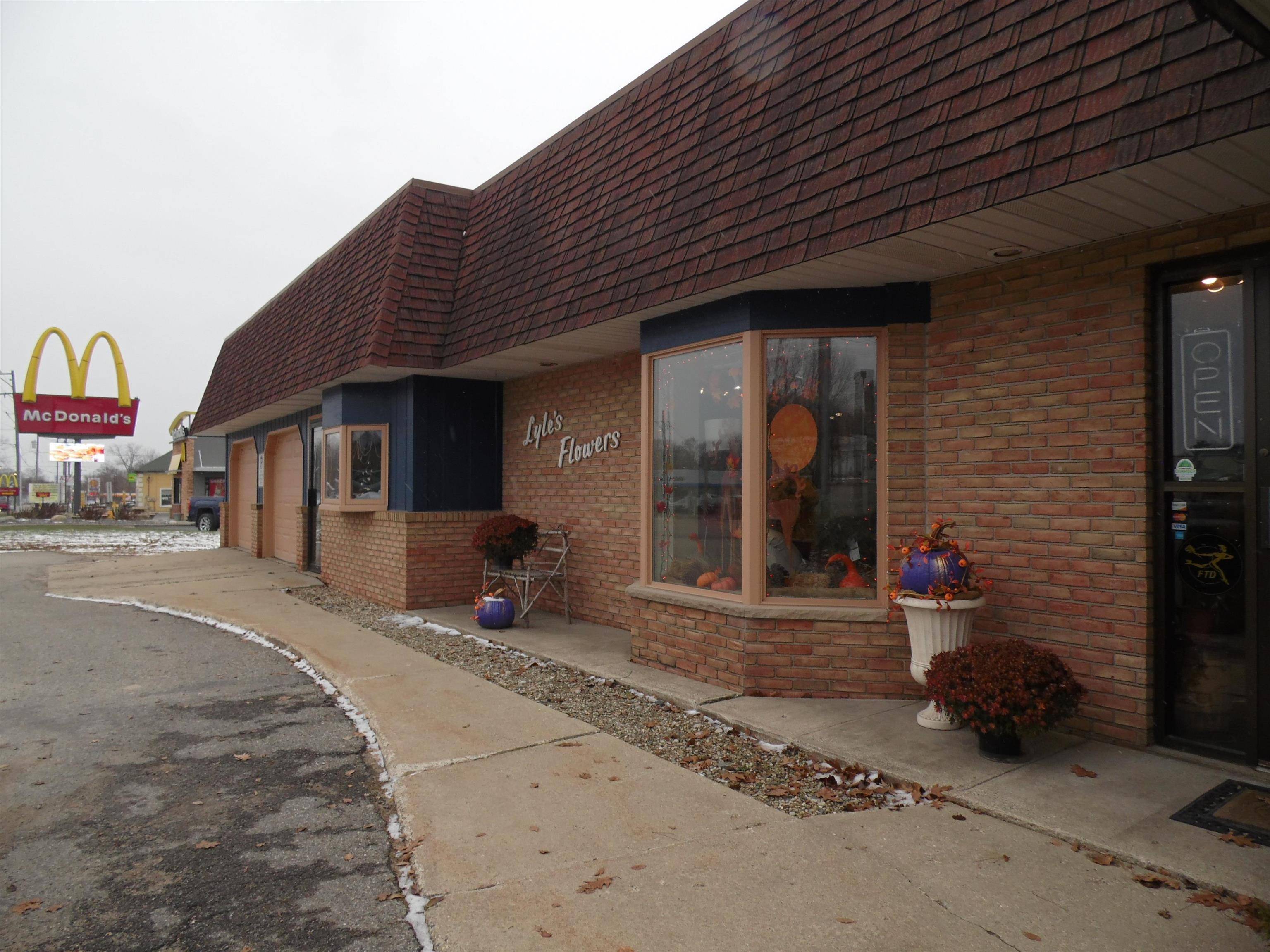 1109 W Cedar AVE, Gladwin Twp, MI 48624