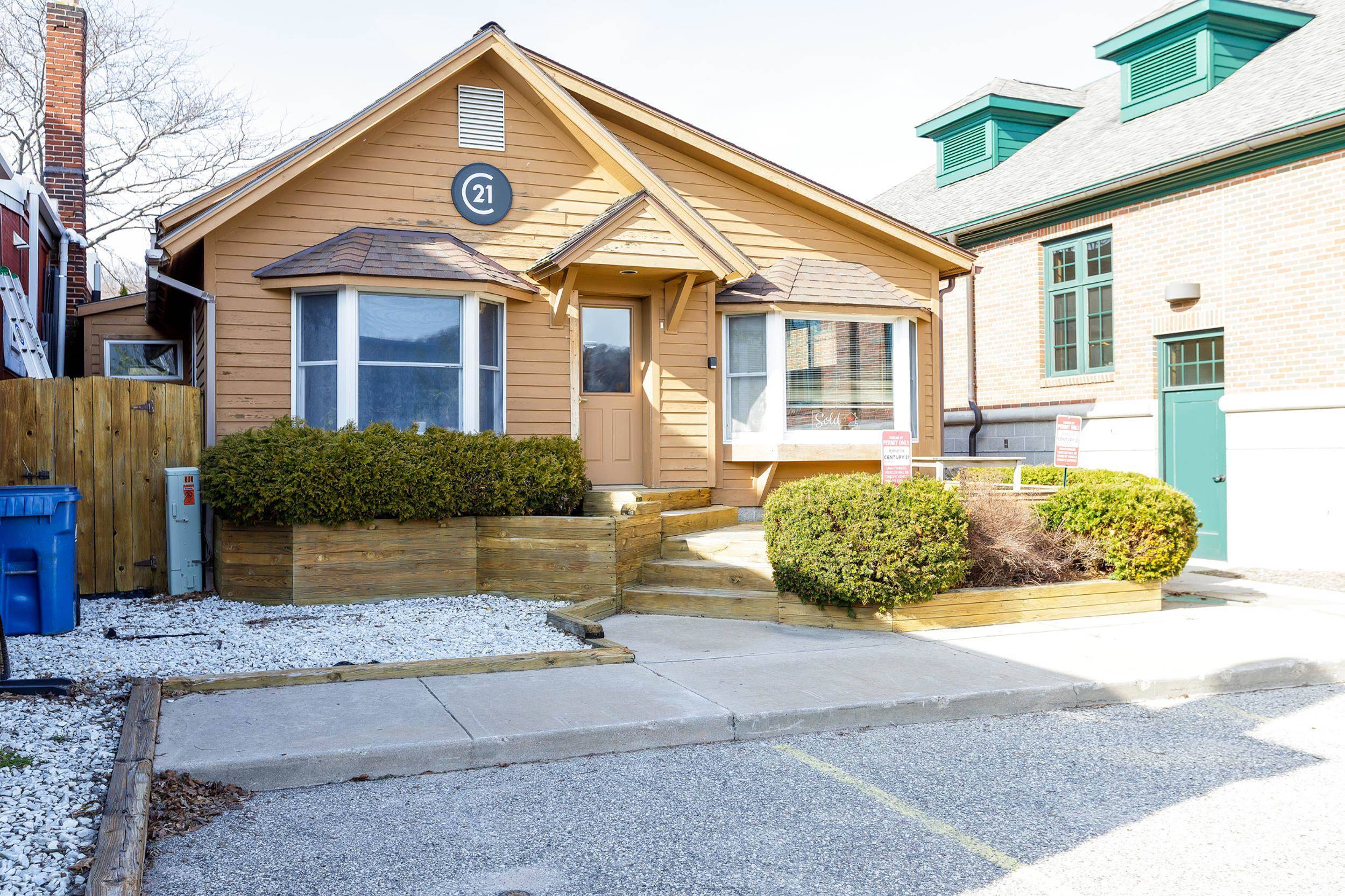 408 Main ST, Frankfort, MI 49635
