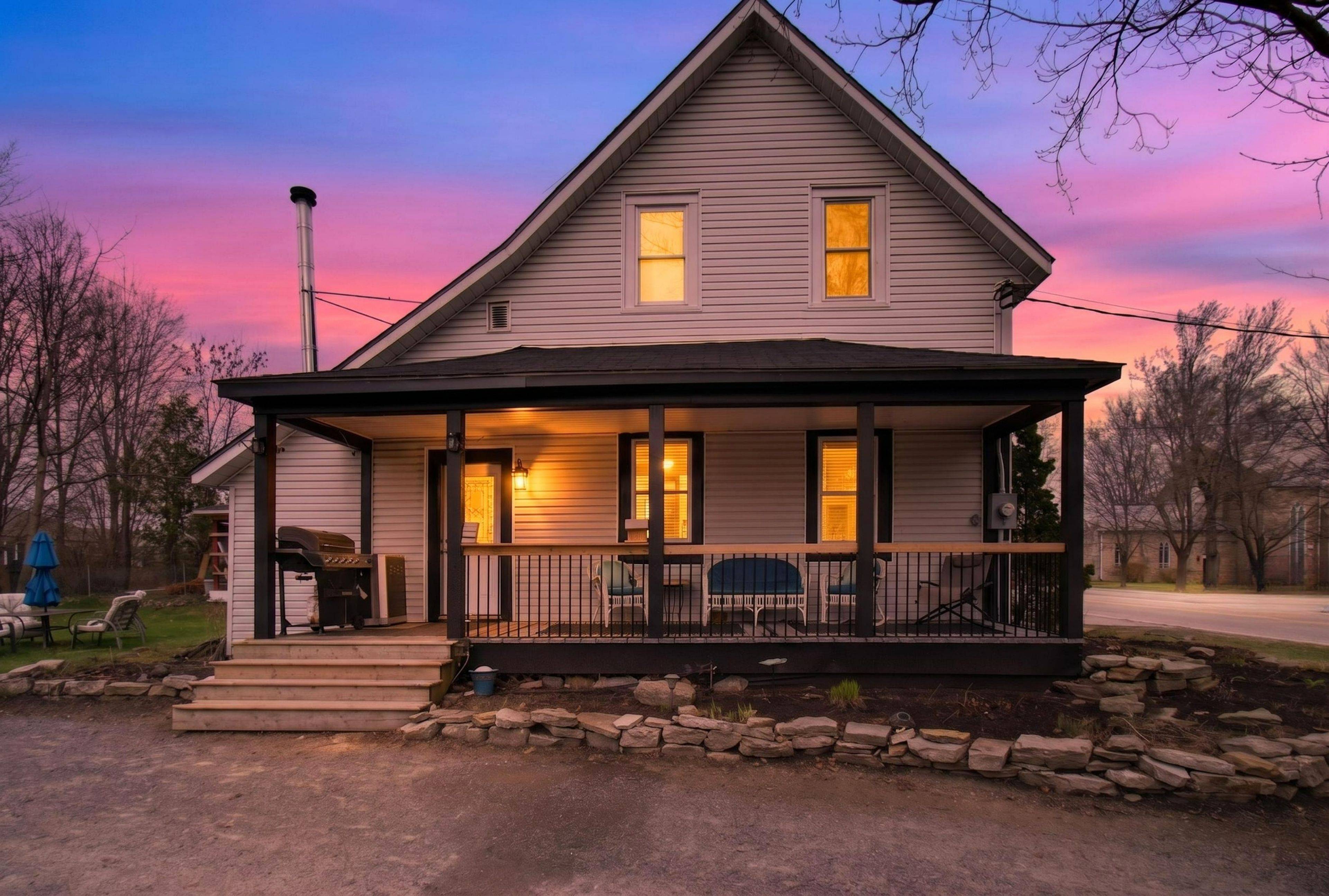 22 Concession ST W, Westport, ON K0G 1X0