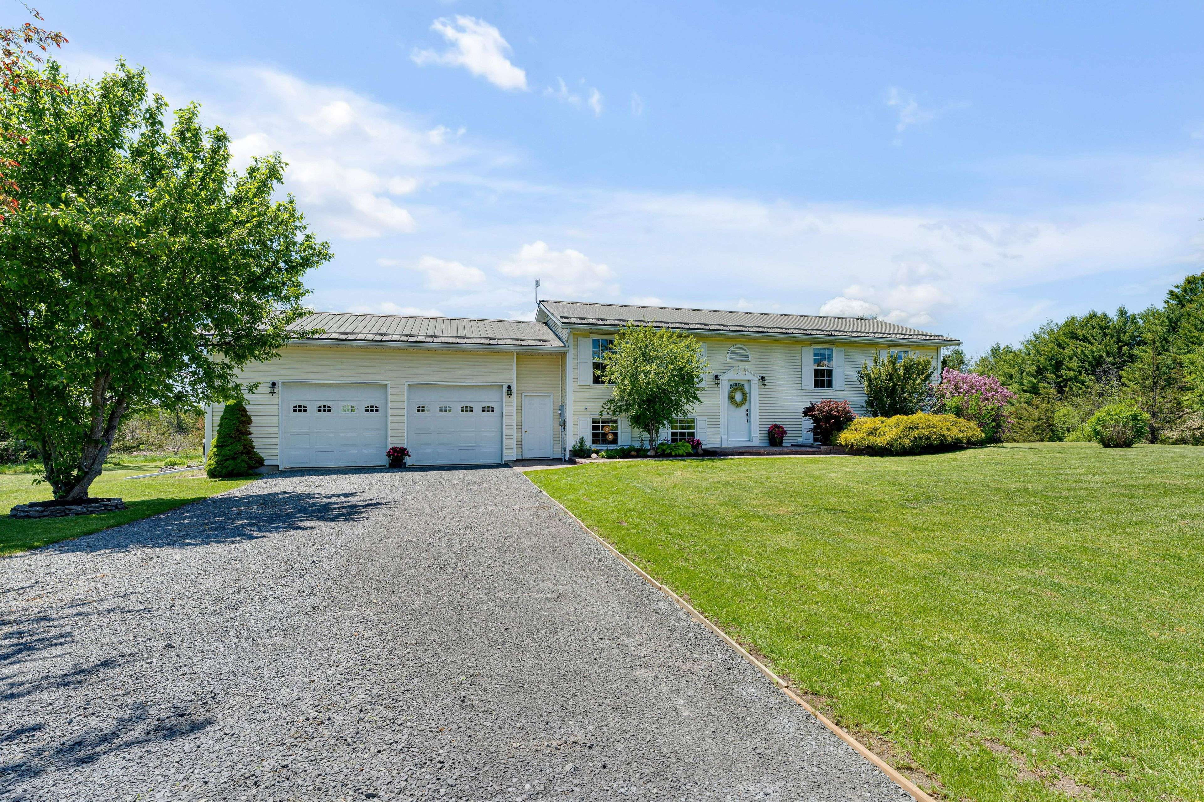120 Pinecrest RD S, Stone Mills, ON K0K 2S0