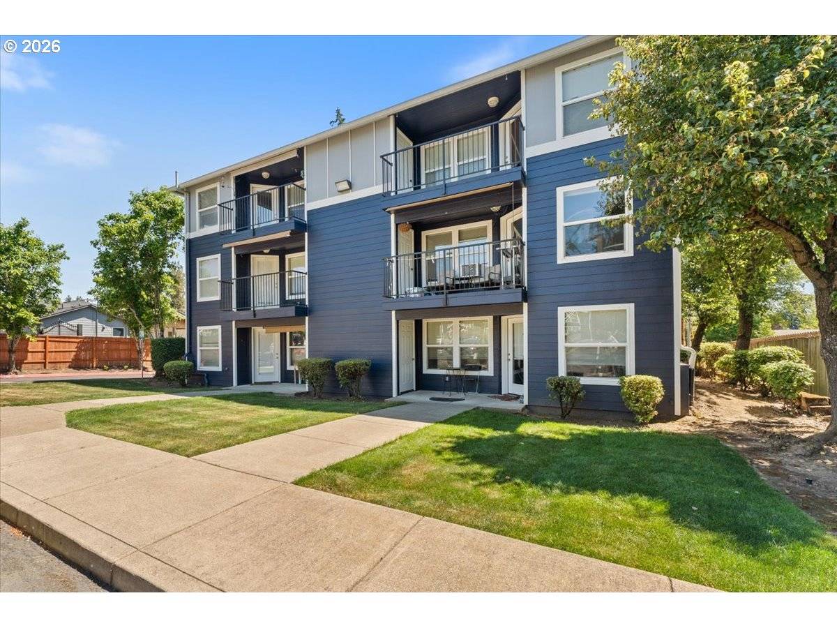 661 NE 162ND AVE #301, Portland, OR 97230