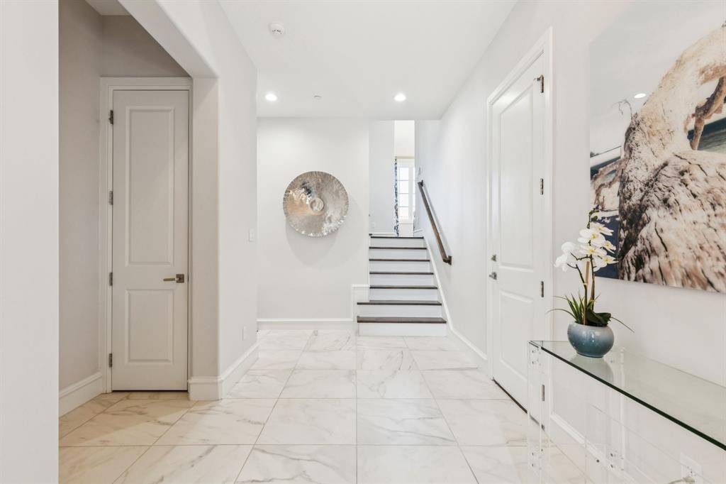 22 Comillas Drive, Westlake, TX 76262