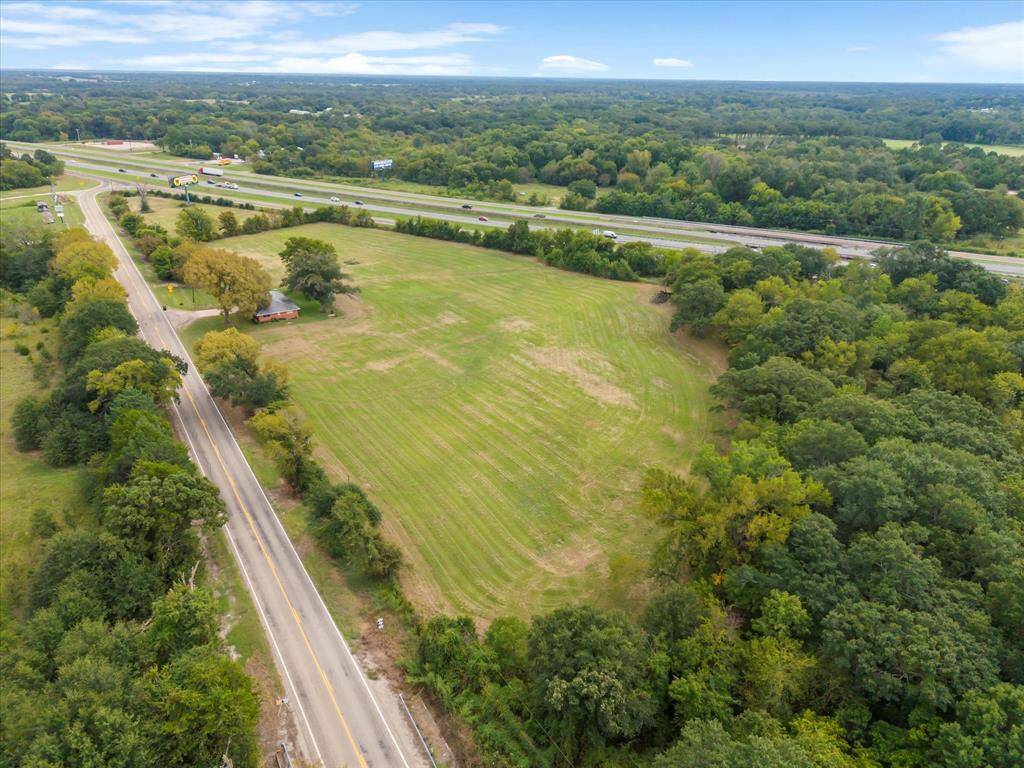 1949 Fm 499, Greenville, TX 75401