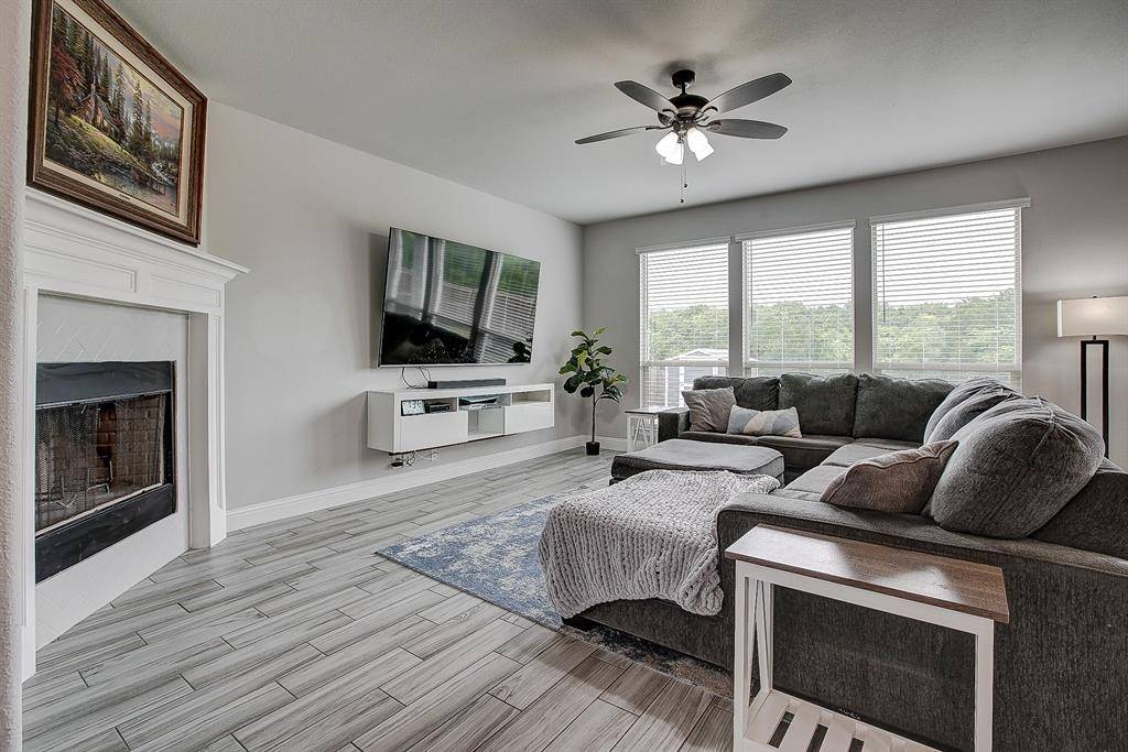 167 Summit Court, Lavon, TX 75166