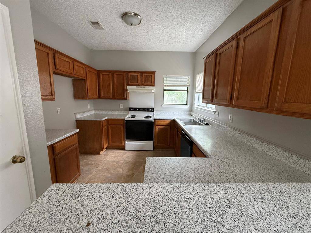 1209 Wheatfield Drive, Mesquite, TX 75149