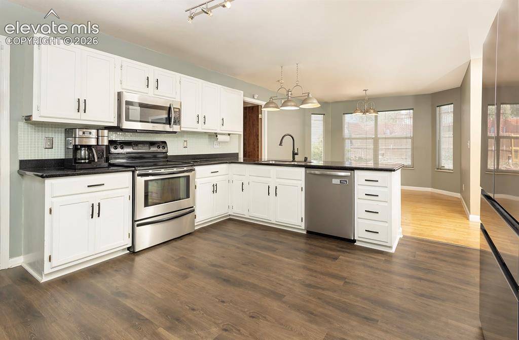 5240 Eden LN, Colorado Springs, CO 80911