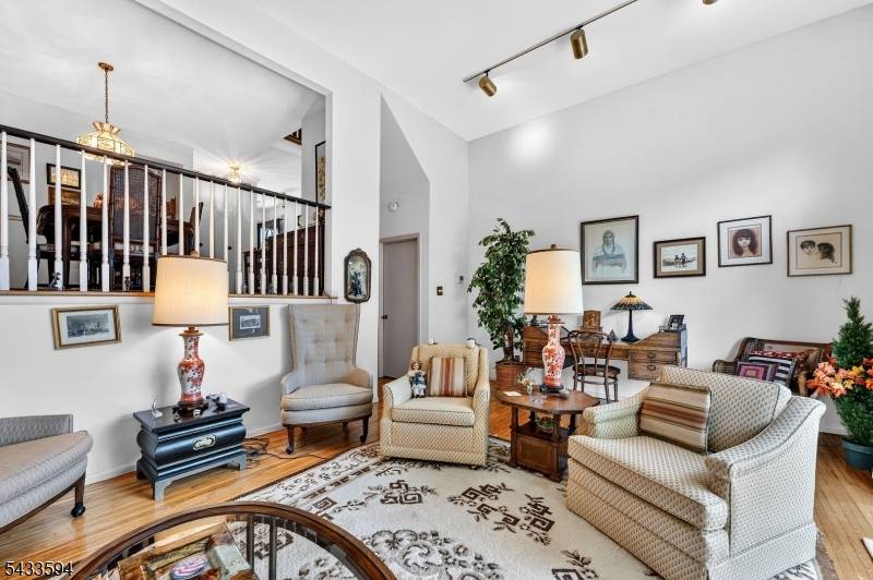 203 Brookside Ln, Hillsborough Twp., NJ 08844