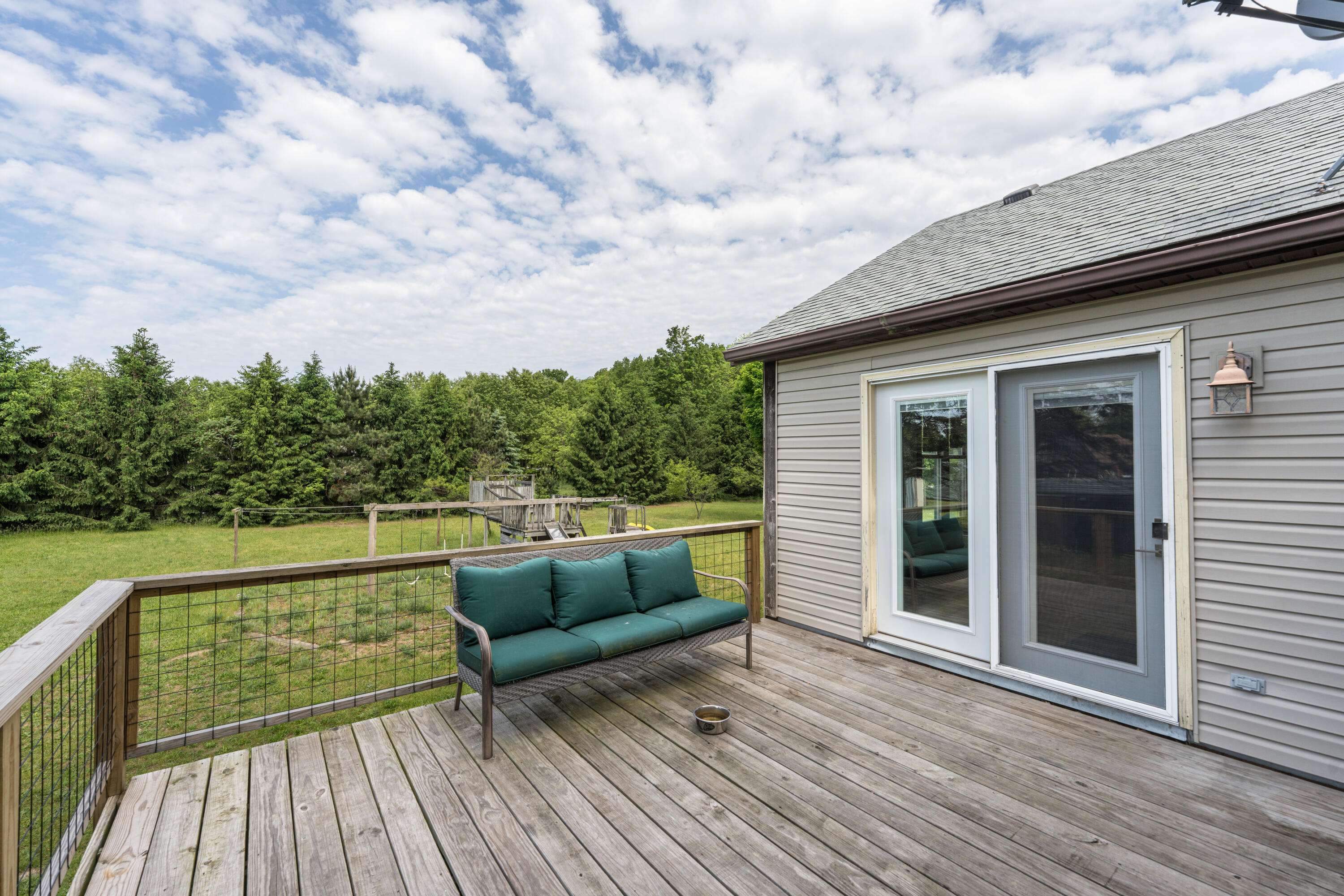 2995 65th ST, Saugatuck Twp, MI 49408