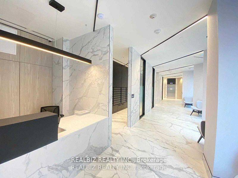 30 Tretti WAY #424, Toronto C06, ON M3H 0E3